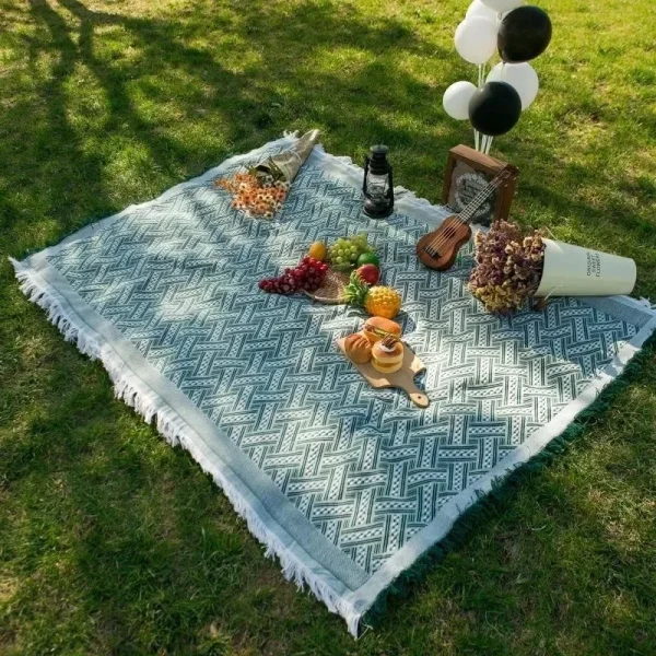 Waterproof Sandproof Picnic Mat